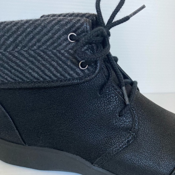 Clarks Cloudstepper shoes - Picture 3 of 7